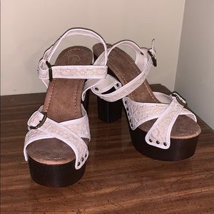 Candies sandals